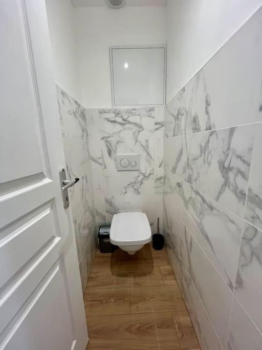 T2 Renove A 15 Min De Lyon Apartman Pierre-Bénite Kültér fotó